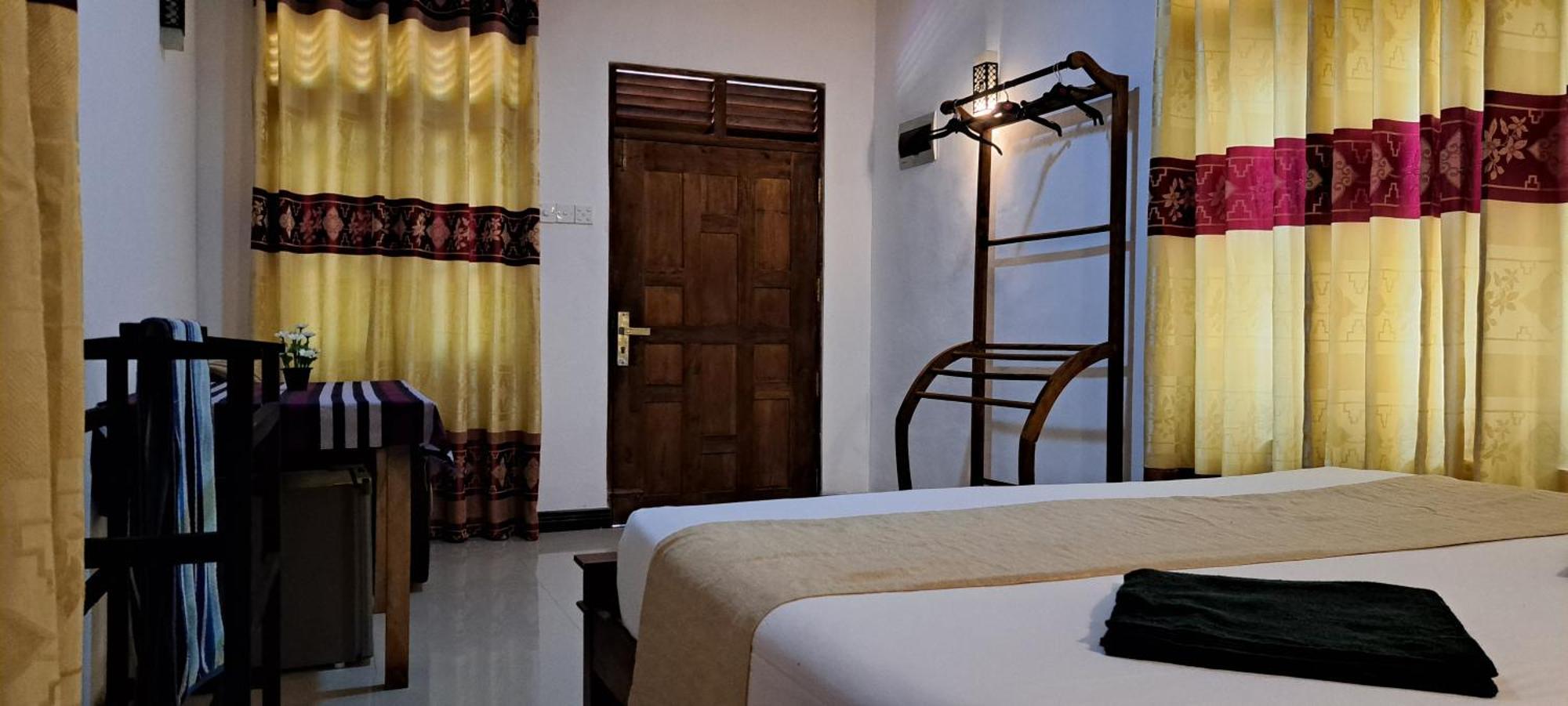 Kavidi Villa Home Stay Тангалла Экстерьер фото