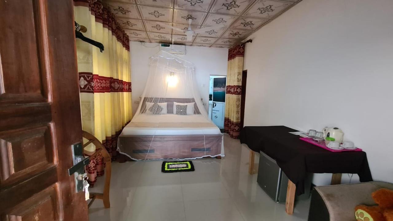 Kavidi Villa Home Stay Тангалла Номер фото