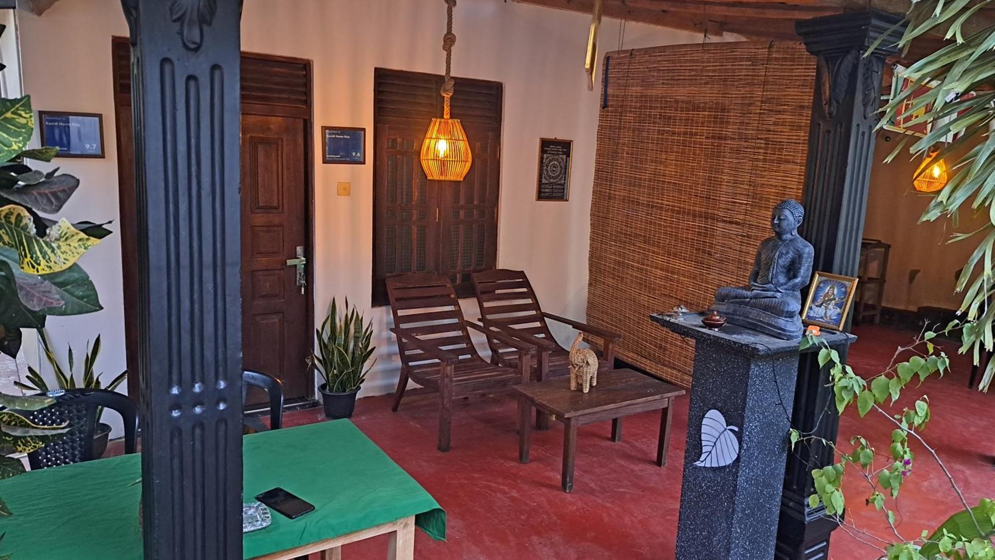 Kavidi Villa Home Stay Тангалла Экстерьер фото